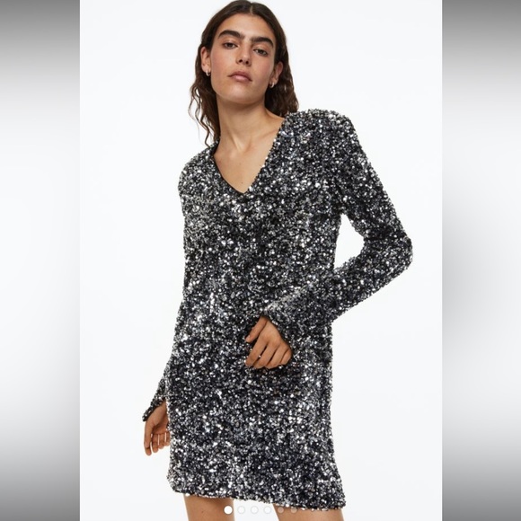 h&m long sleeve sequin dress H&M MAMA - Black MAMA Sequined Dress - Size: XS